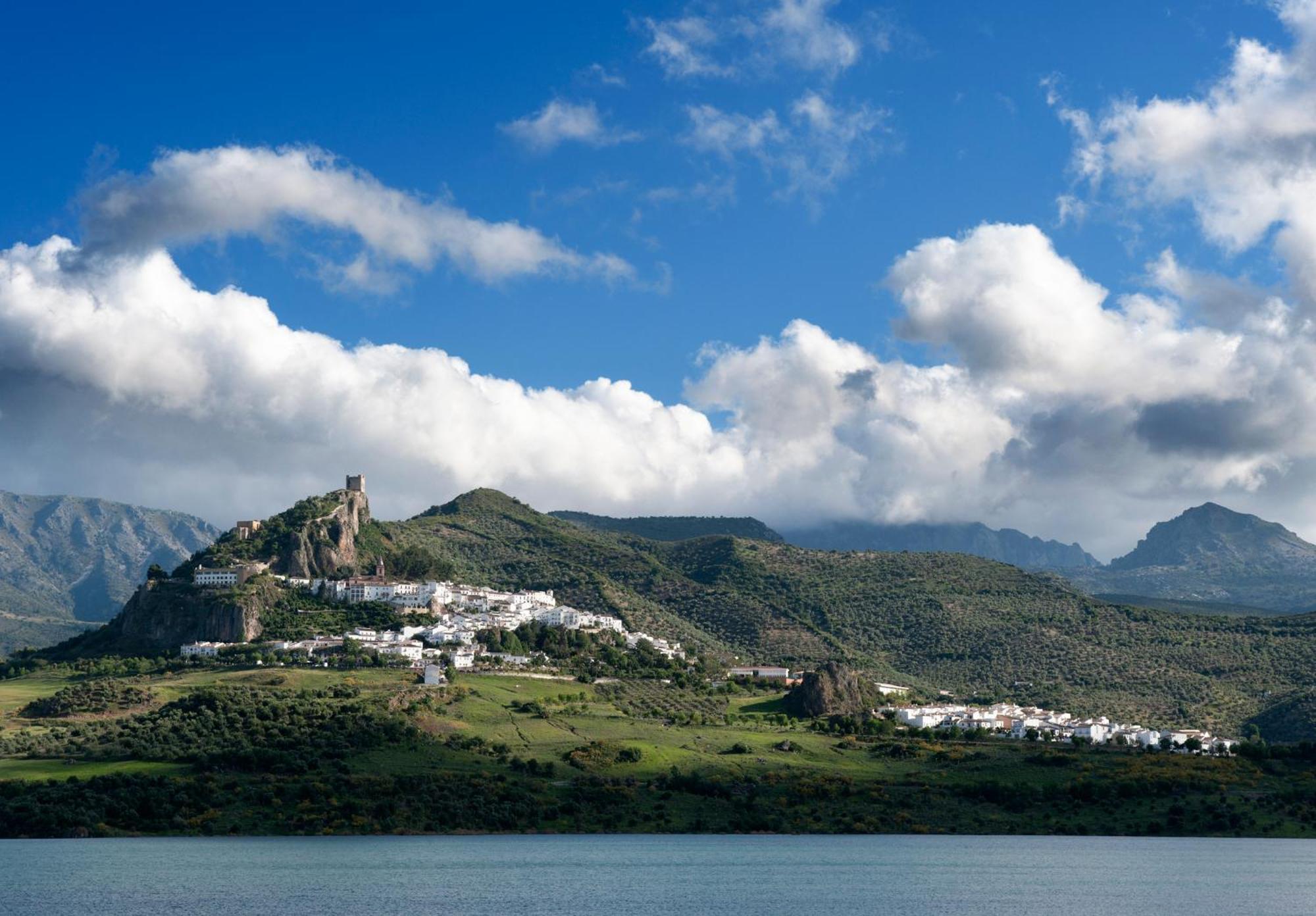 Al Lago Zahara De La Sierra Buitenkant foto